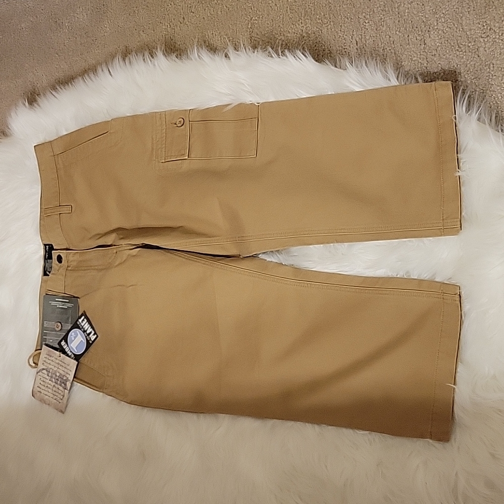 Mountain Khakis Retro Womens Cargo Capri Teton Twill Cotton Jackson Hole 10 New…